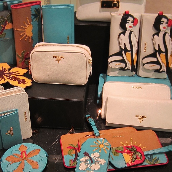 Meet your Posher, Tia - Picture 6 of 8